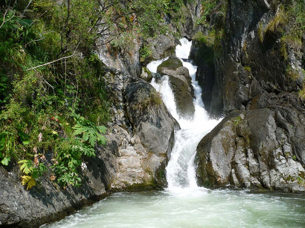 Ачелманский водопад Алтай